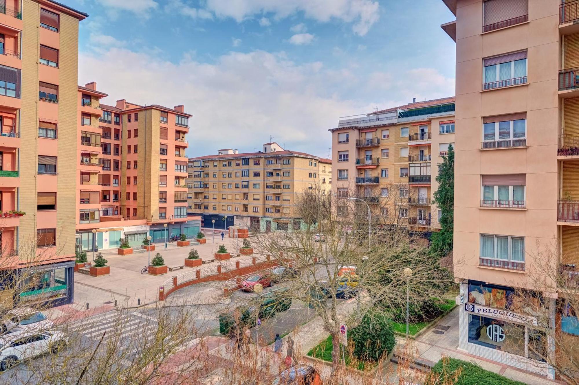 Apartamento Monasterio By Clabao Pamplona Exterior foto