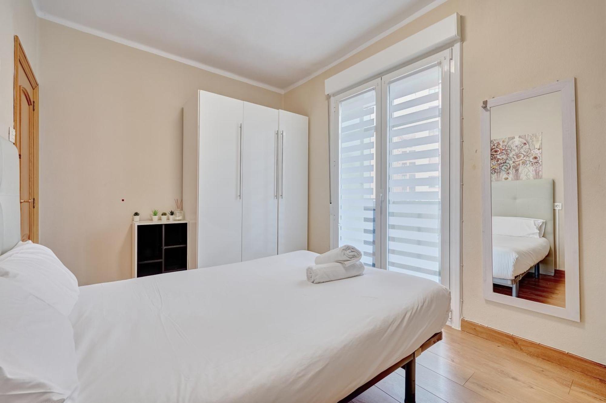 Apartamento Monasterio By Clabao Pamplona Exterior foto